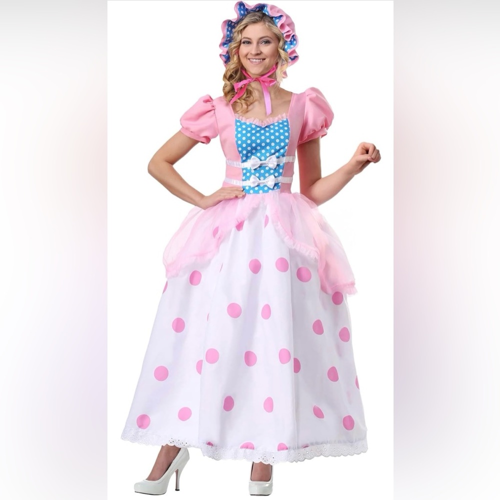 New Bo Peep Costume only worn for 1 hour!